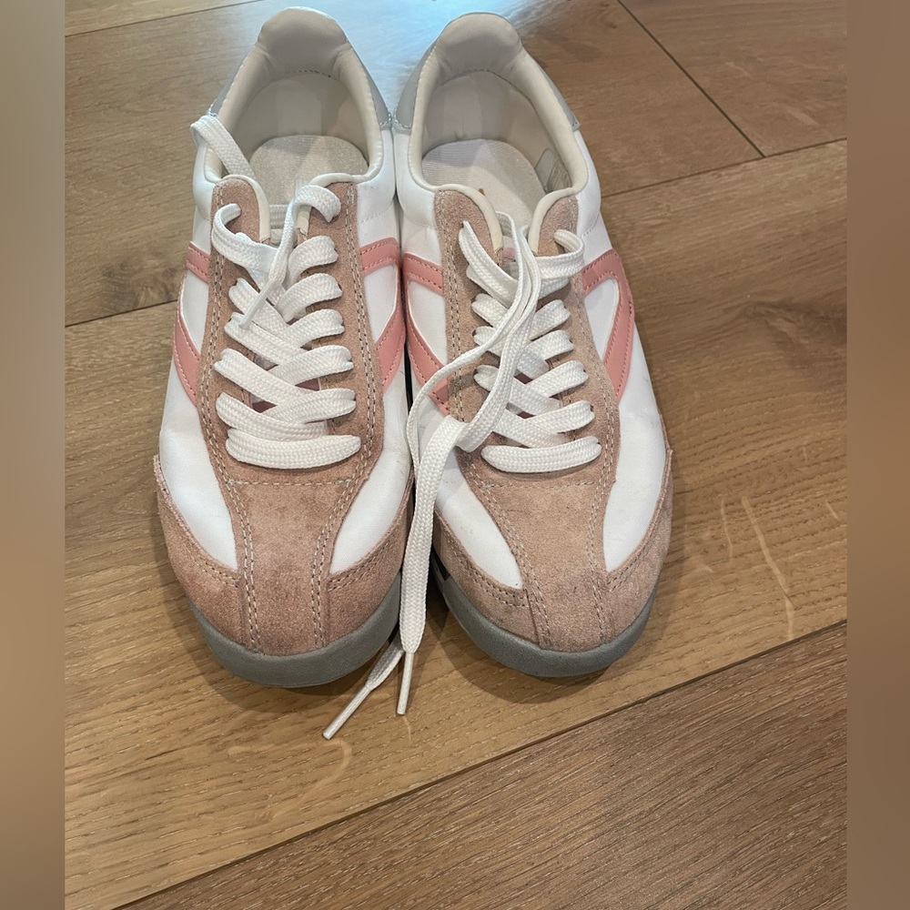 Tretorn Women’s Rawlins Retro Pink Sneaker